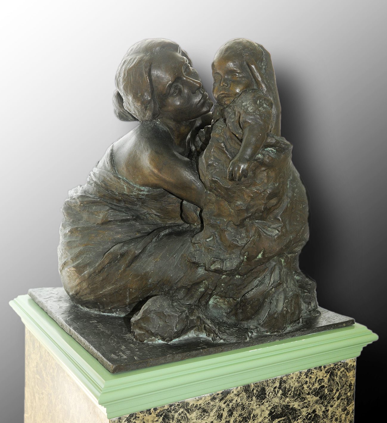 Mother and child by Eugenio Pellini, Istituto Gaslini, Genoa - 01.jpg
